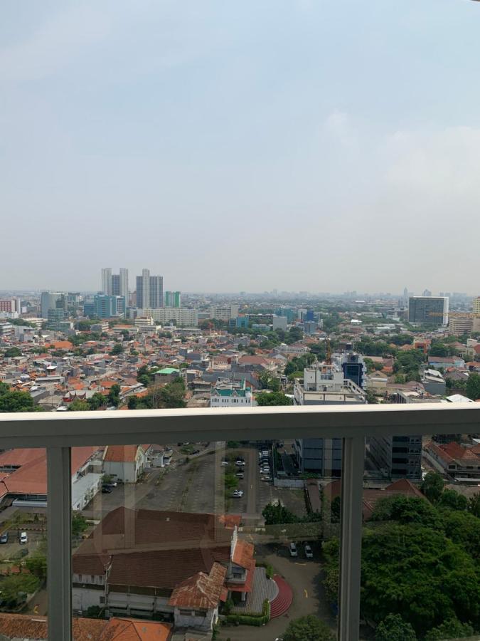 Menteng Park 19Th Jakarta Exteriör bild